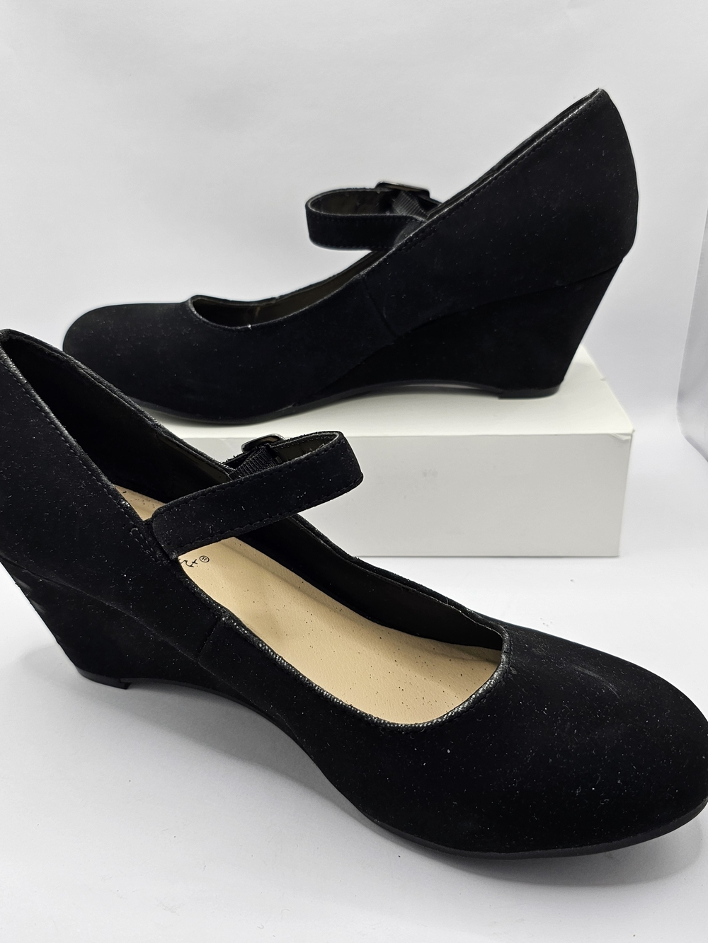 Madeline Stuart Black Suede Mary Jane Block Heel Pumps - Picture 3 of 5